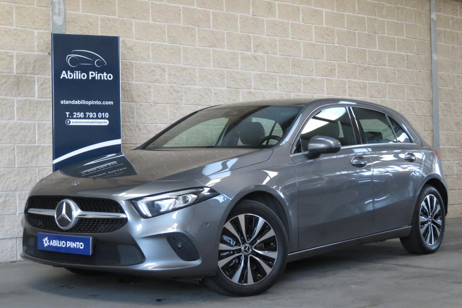 Mercedes-Benz A 250 e Style Plus 1