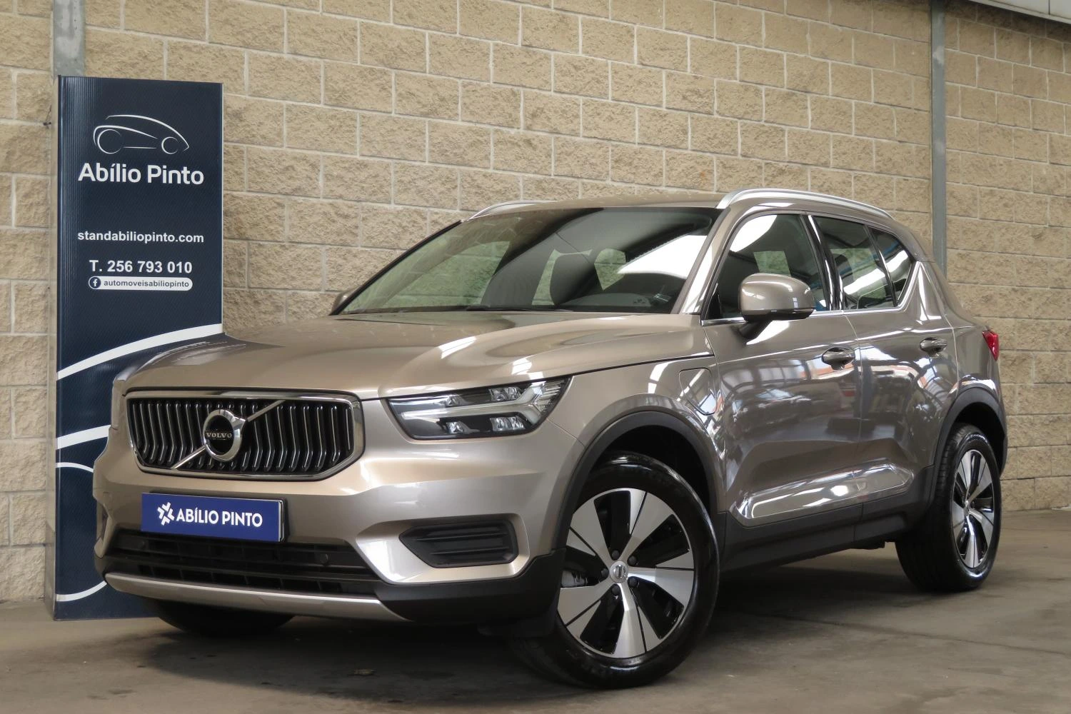 Volvo XC 40 1.5 T4 PHEV Inscription Expression 1