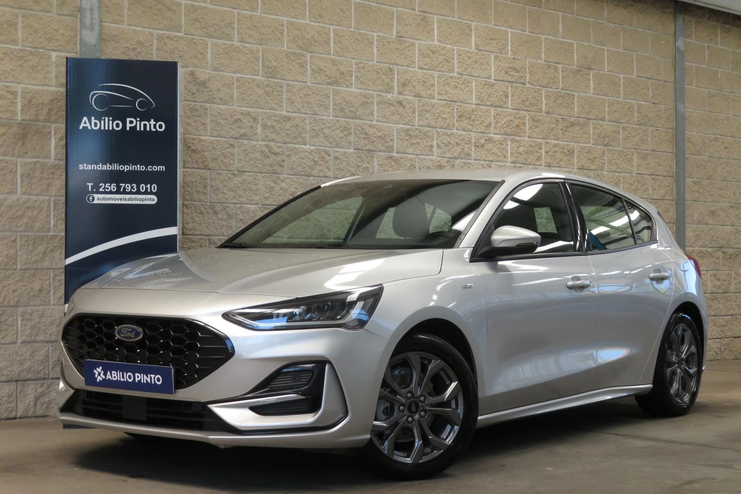 Ford Focus 1.0 EcoBoost MHEV ST-Line 1