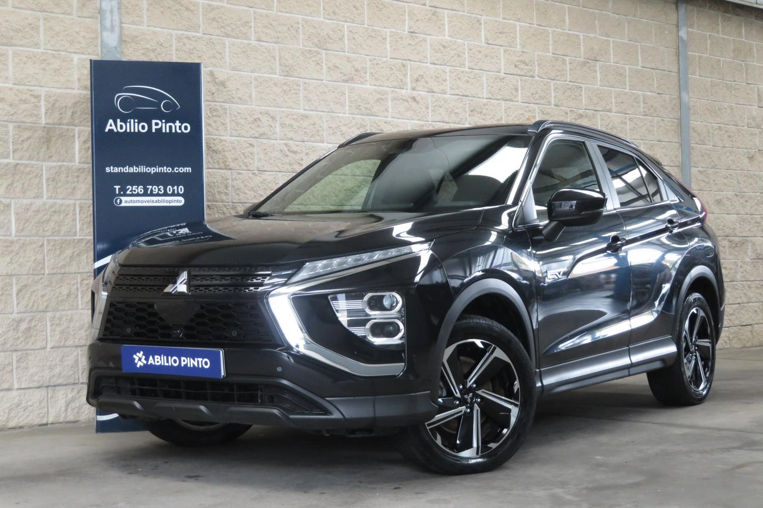 Mitsubishi Eclipse Cross 2.4 PHEV Black Edition 1
