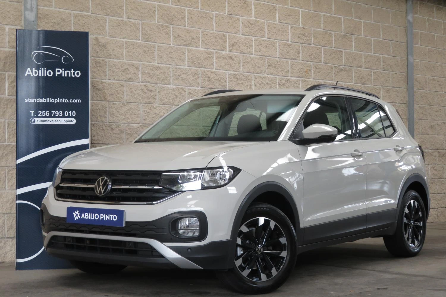 Volkswagen T-Cross 1.0 TSI Life 1