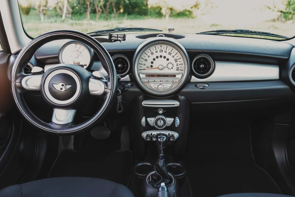 MINI 3 Portas Mini One 19