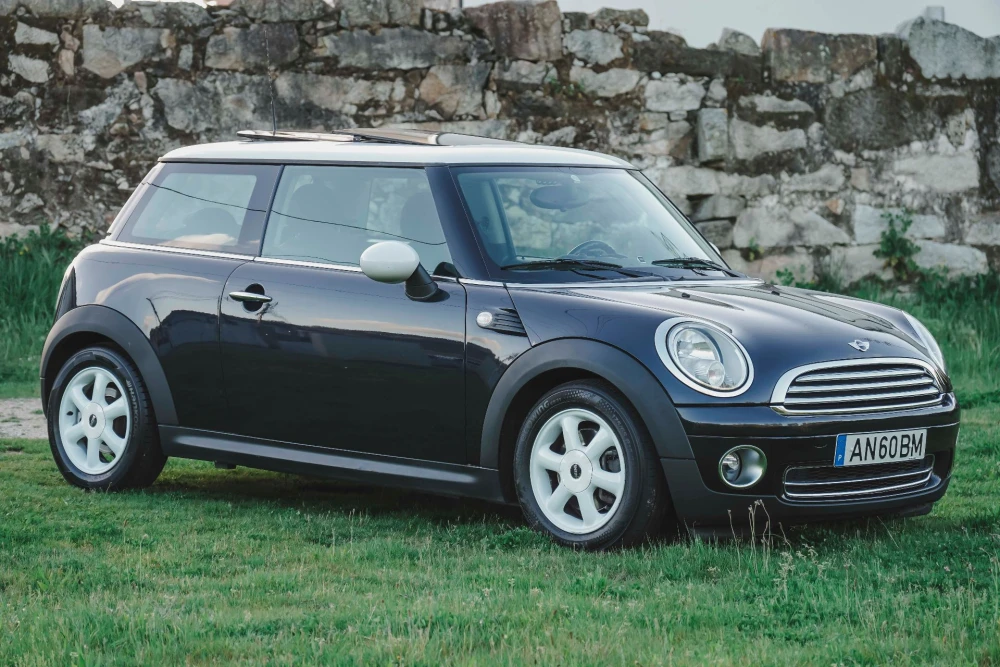 MINI 3 Portas Mini One 35