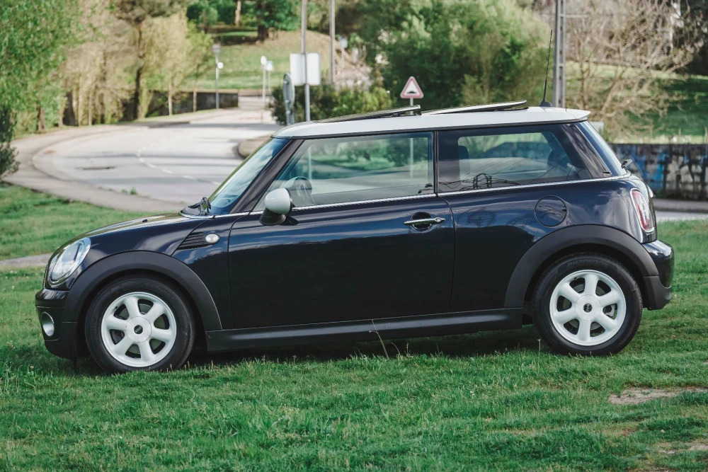 MINI 3 Portas Mini One 4