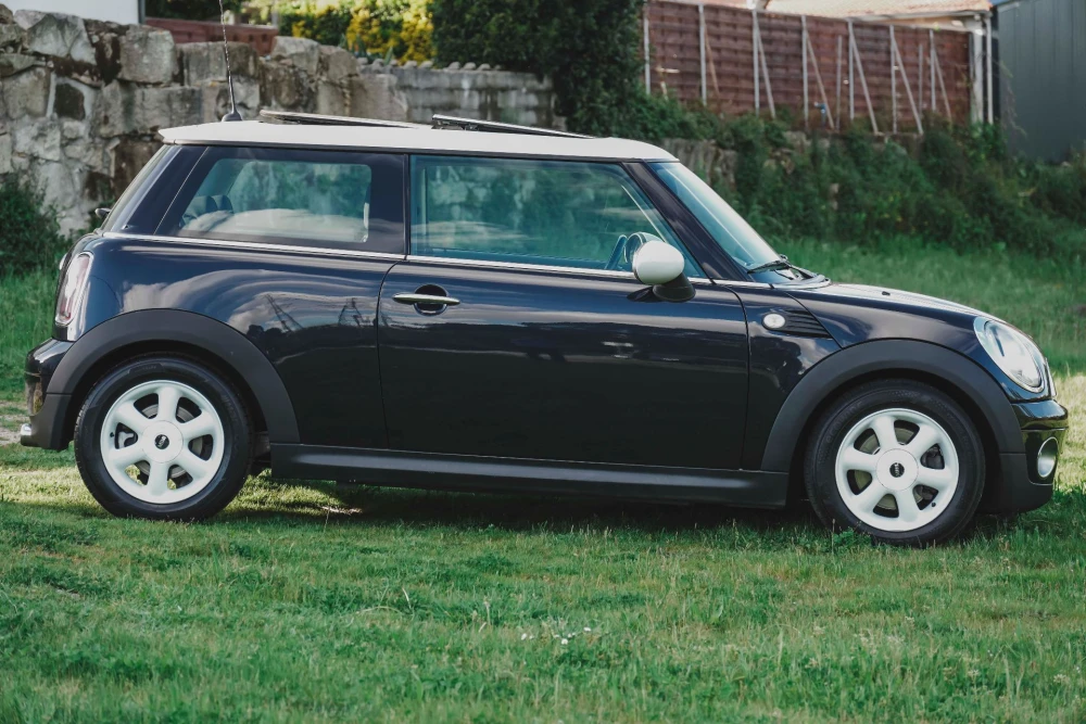MINI 3 Portas Mini One 8