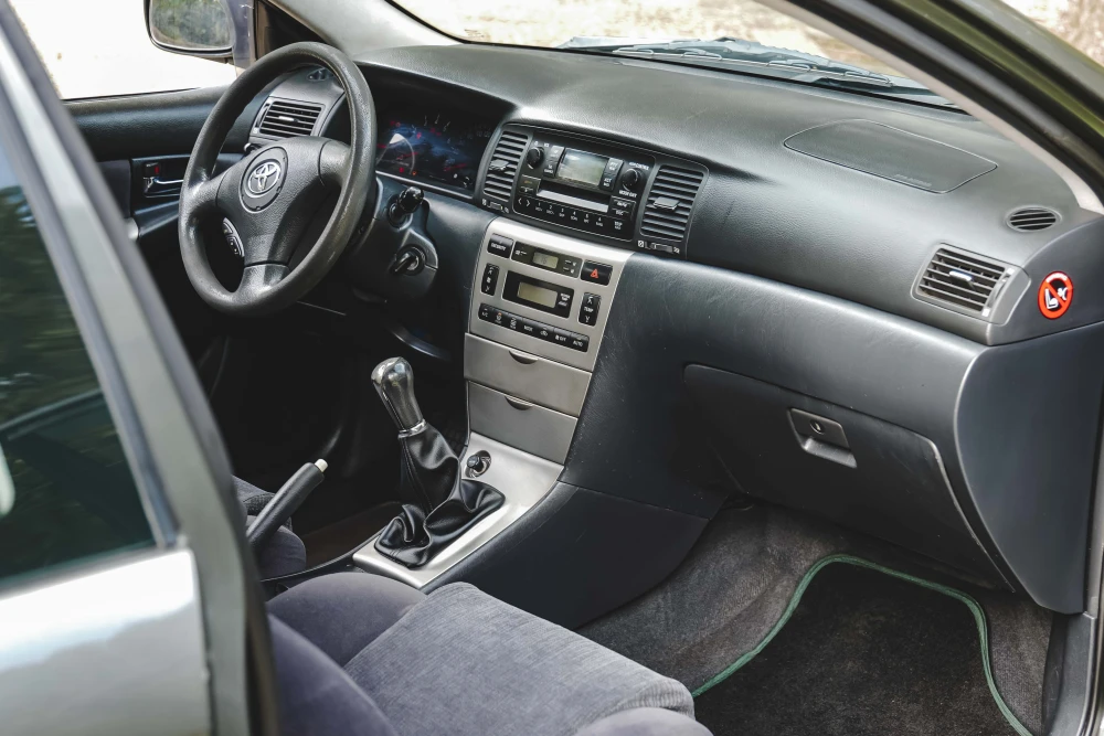 Toyota Corolla 2.0 D-4D Compact 27