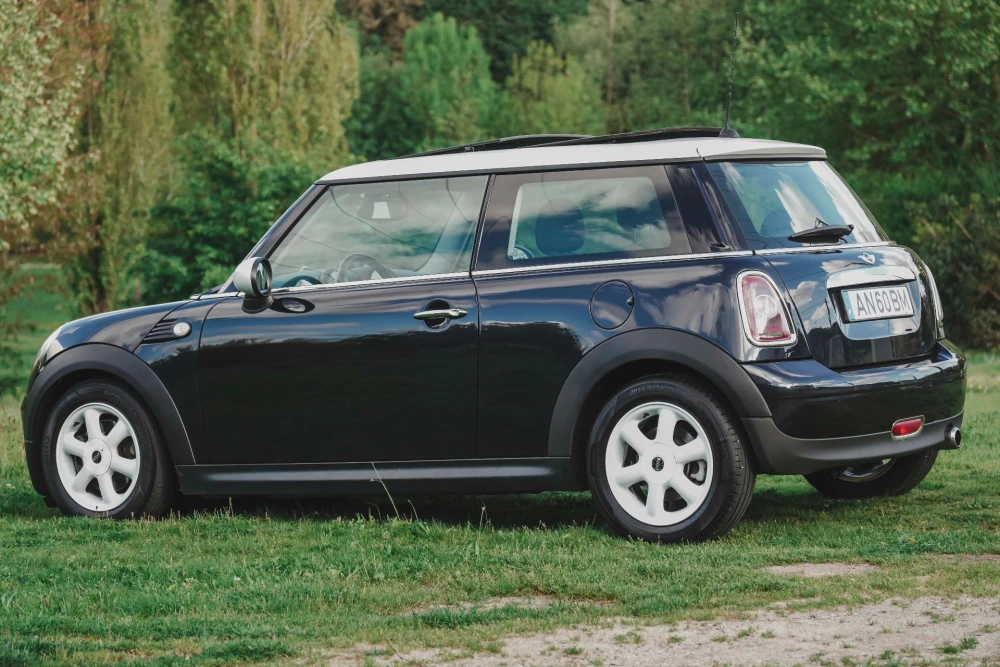 MINI 3 Portas Mini One 5