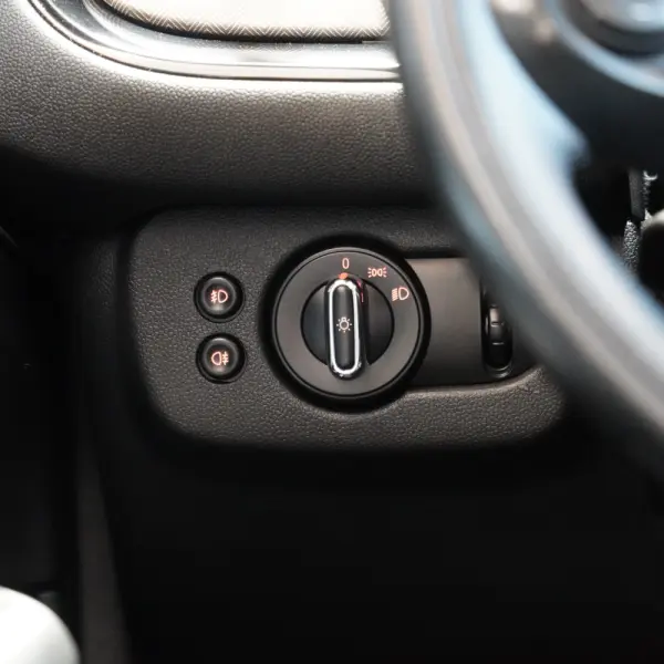 MINI Clubman Cooper D Auto 27