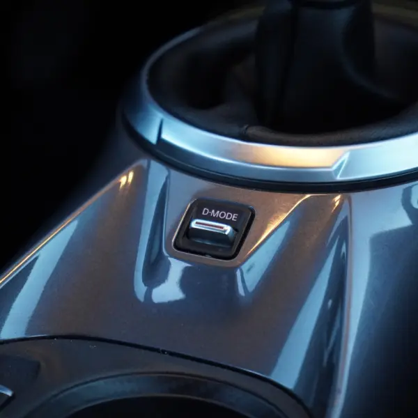 Nissan Juke 1.0 DIG-T Kiiro 19