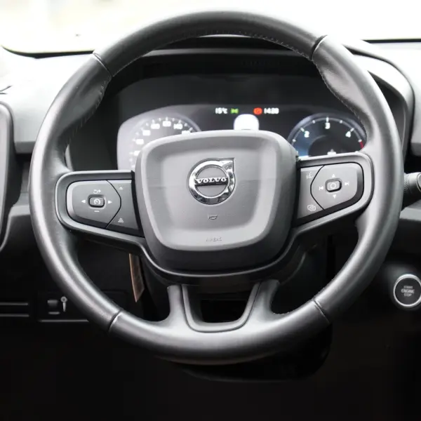 Volvo XC 40 2.0 D3 12