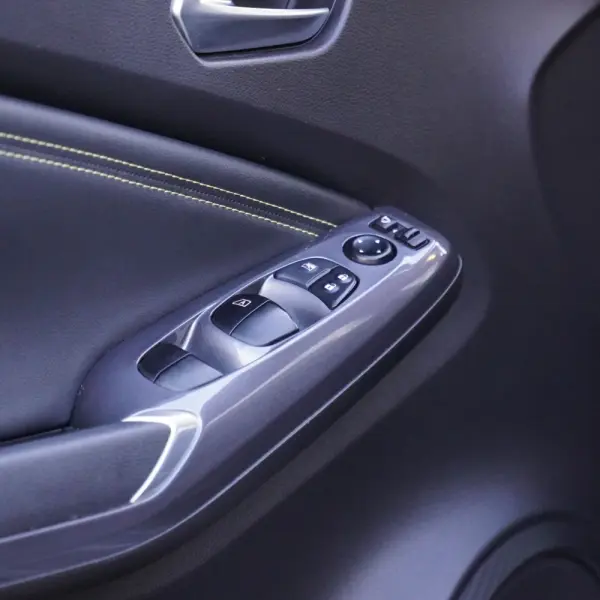 Nissan Juke 1.0 DIG-T Kiiro 36