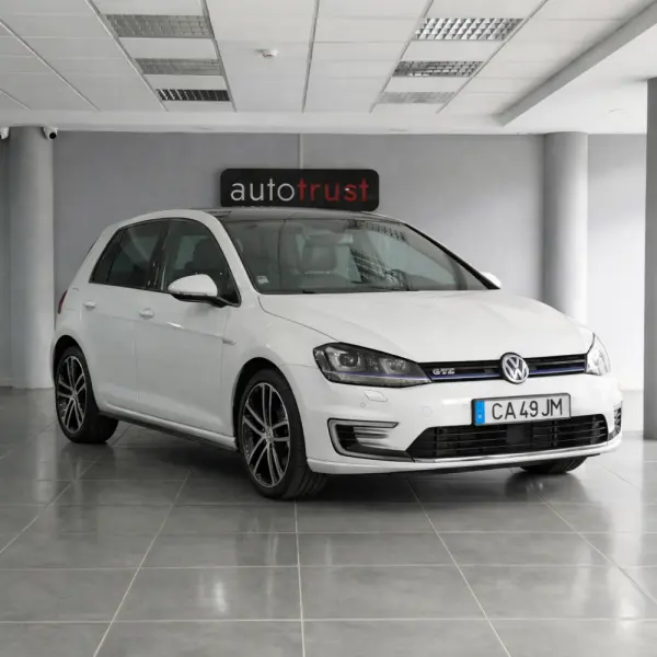 Volkswagen Golf 1.4 GTE Plug-in 1