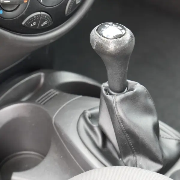 Ford Focus 1.4 Trend 16