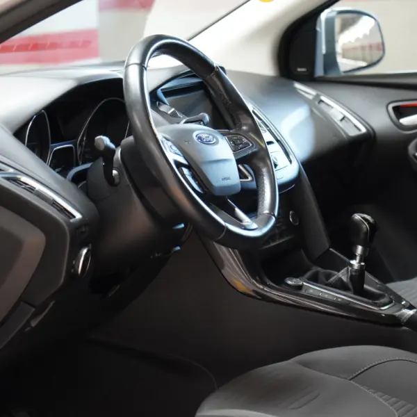 Ford Focus SW 1.0 EcoBoost Active 30