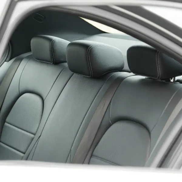 Mercedes-Benz C 220 AMG 11