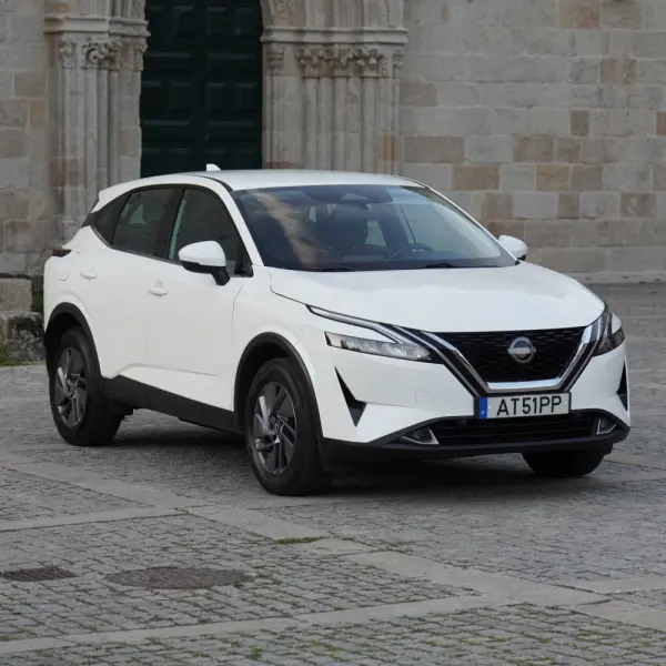 Nissan Qashqai 1.3 DIG-T MHEV 140 cv 34