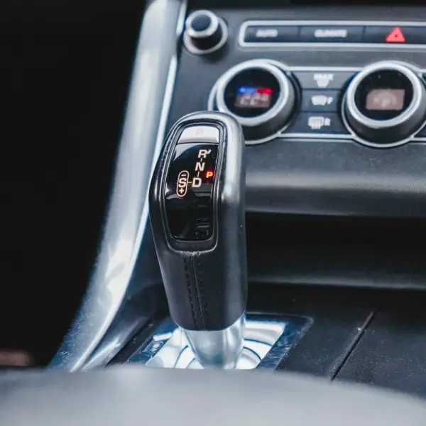 Land Rover Range Rover Sport 2.0 SD4 HSE 31