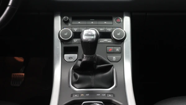 Land Rover Range Rover Evoque Outro 12