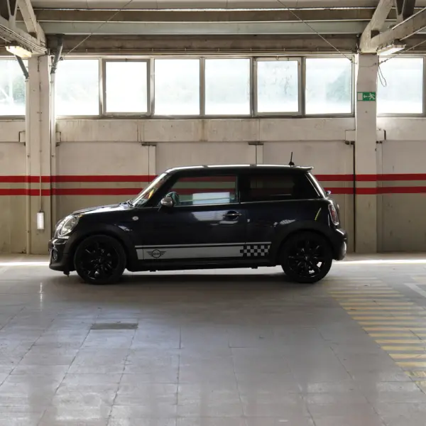 MINI 3 Portas Cooper D 7