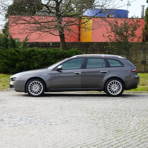 Alfa Romeo 159 Sportwagon 1.9 JTDm 16V Sportiva 6