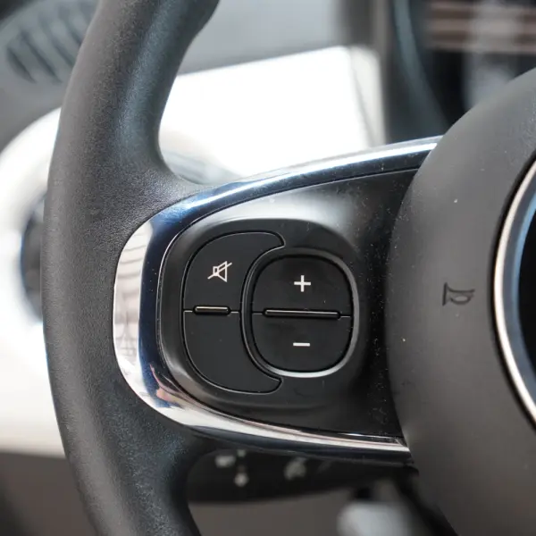 Fiat 500 1.0 Hybrid Cult 17