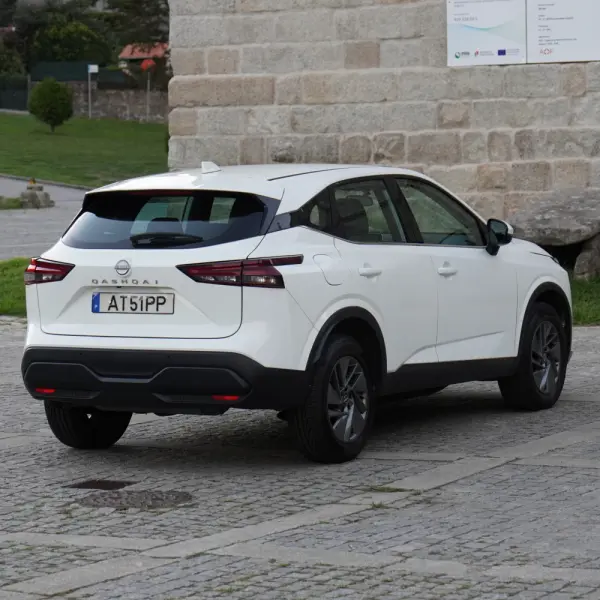 Nissan Qashqai 1.3 DIG-T MHEV 140 cv 5