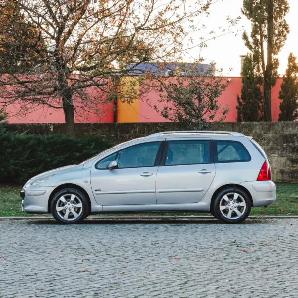 Peugeot 307 SW 1.6 HDi Black & Silver 4