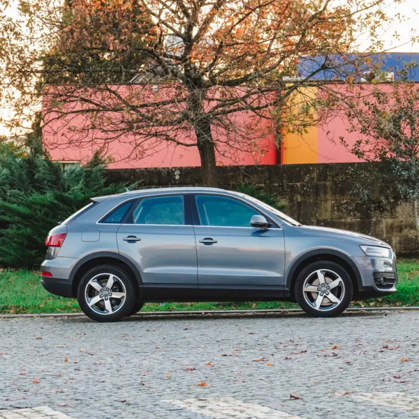 Audi Q3 2.0 TDI Business Line S-line 5