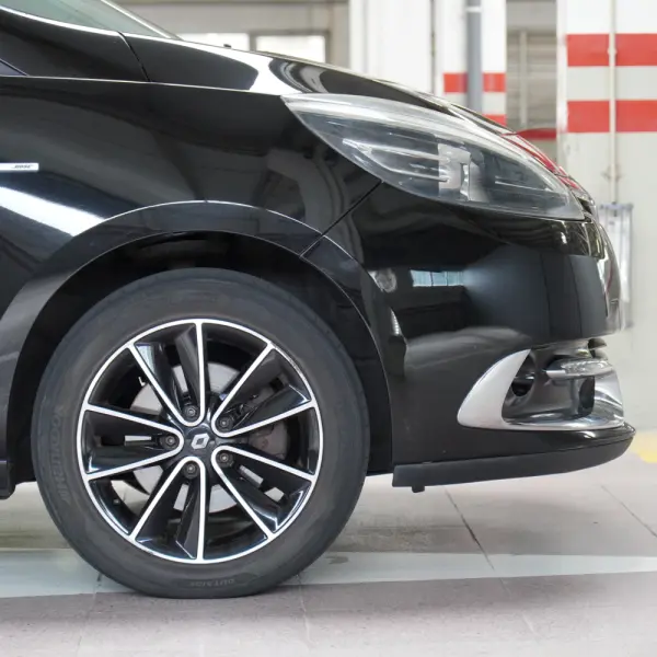 Renault Grand Scénic ENERGY TCe 115 Bose Edition 46