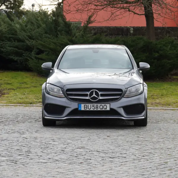 Mercedes-Benz C 220 AMG 2
