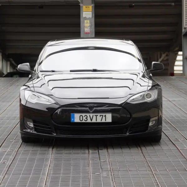 Tesla Model S 85 20