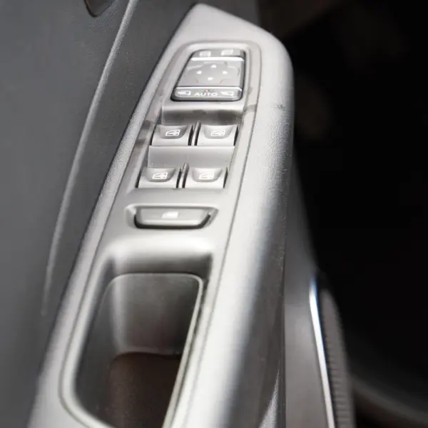 Renault Captur (ENERGY) TCe 90 INTENS 26