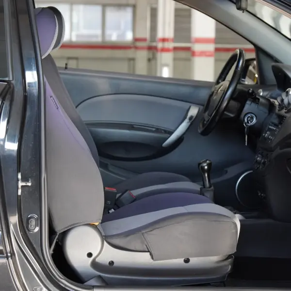 Chevrolet Aveo 1.2 LS 21