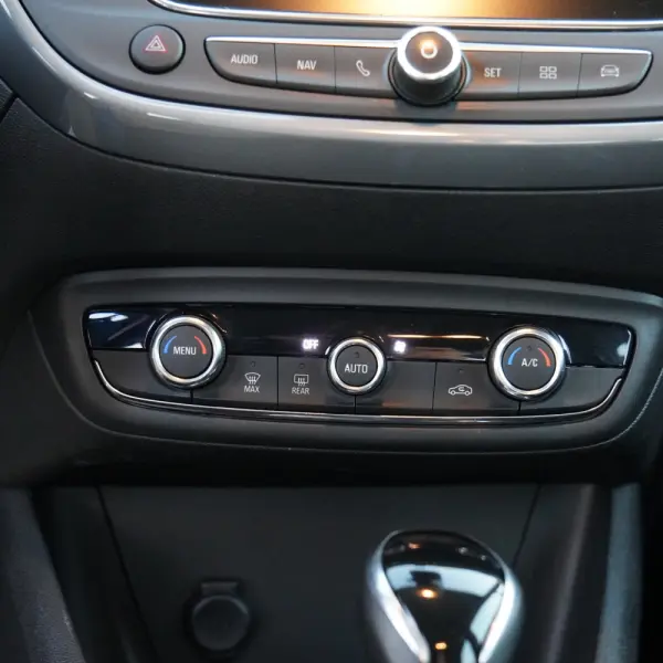 Opel Crossland X 1.2 Turbo Innovation AUTOMAAT 23