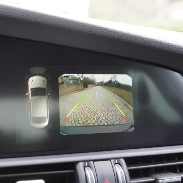 Alfa Romeo Giulia 2.2 D AT8 17