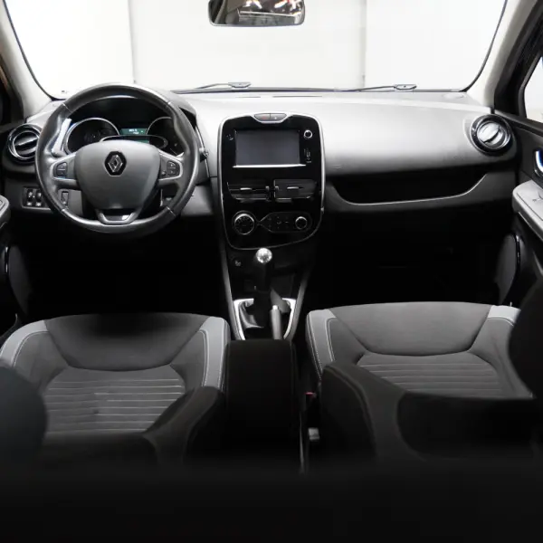 Renault Clio TCe 90 Dynamique 9