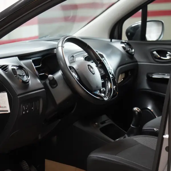 Renault Captur ENERGY TCe 90 S&S Dynamique 8