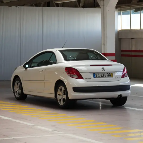 Peugeot 207 CC 1.6 SE 200 Anos 8