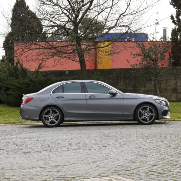 Mercedes-Benz C 220 AMG 6