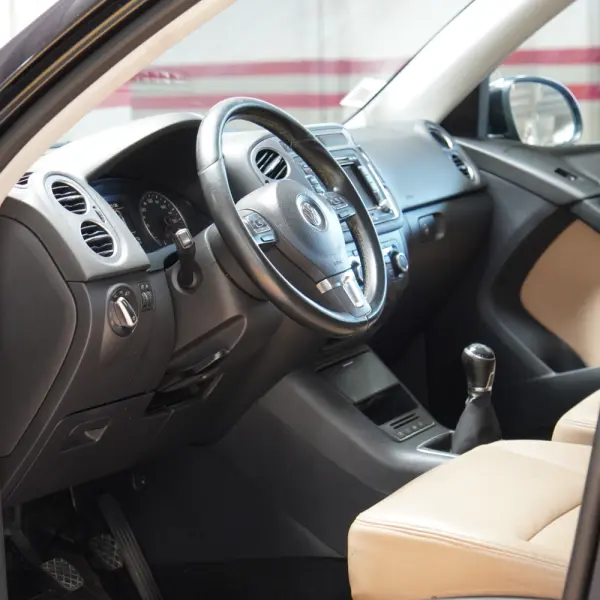 Volkswagen Tiguan 2.0 TDI Trend BlueMotion 16