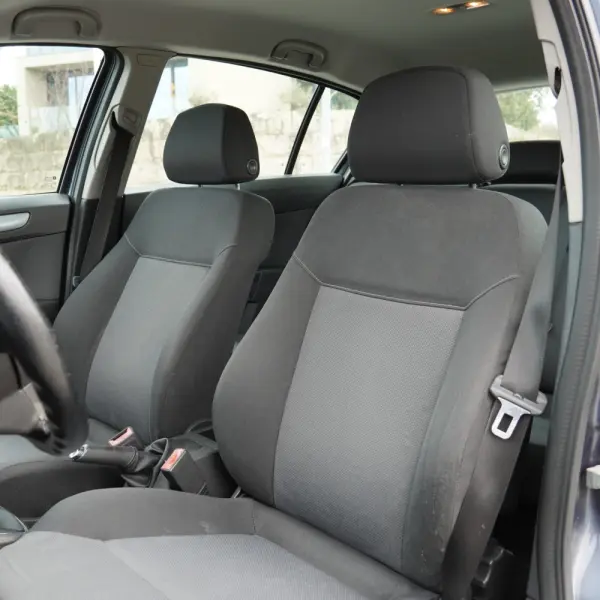 Opel Astra 1.3 CDTI 8