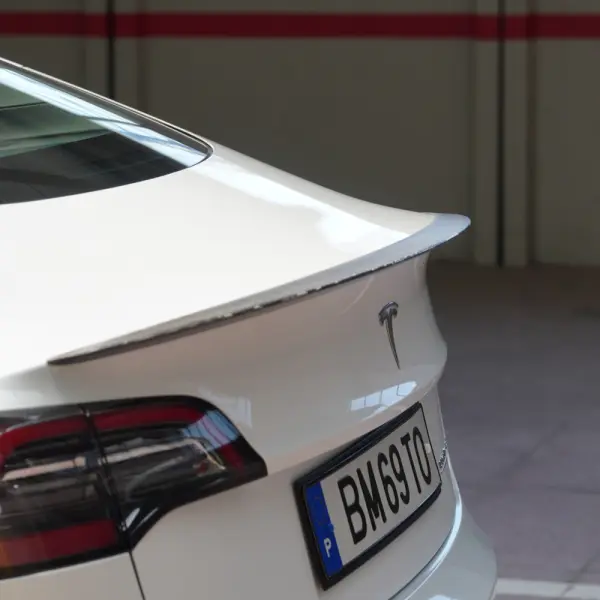 Tesla Model 3 Long Range AWD Dual Motor Performance 38