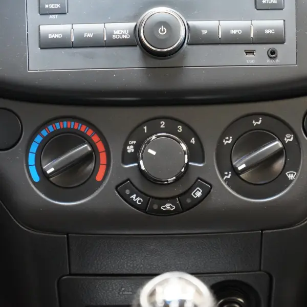 Chevrolet Aveo 1.2 LS 15