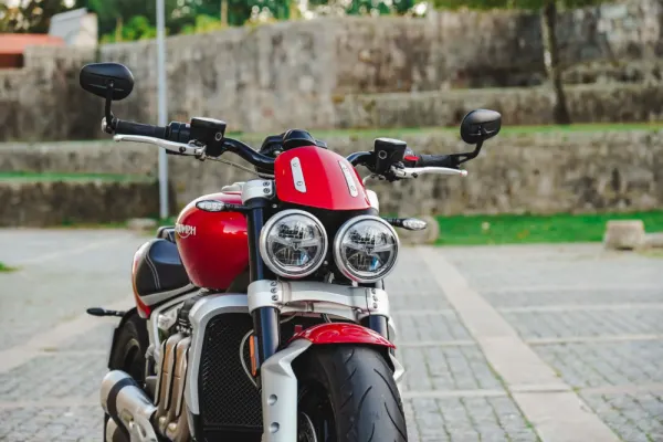Triumph Rocket 3 R 10