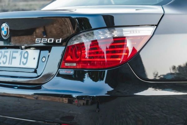 BMW 520 dA Touring Executive 9
