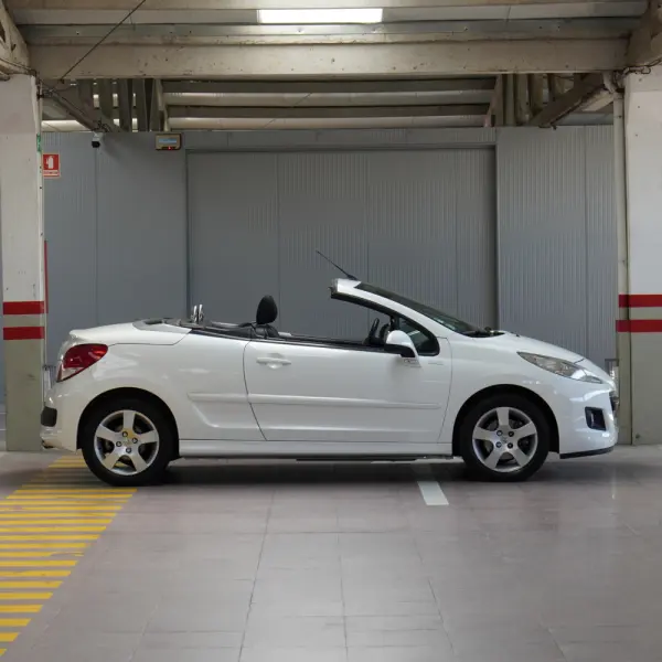 Peugeot 207 CC 1.6 SE 200 Anos 7