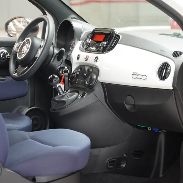 Fiat 500 1.0 Hybrid Cult 19