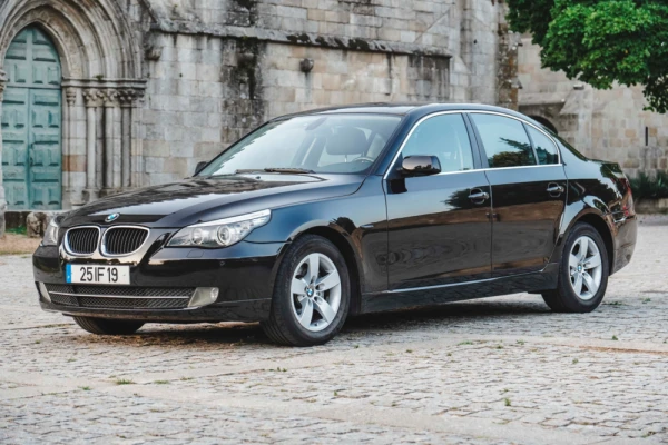 BMW 520 dA Touring Executive 33