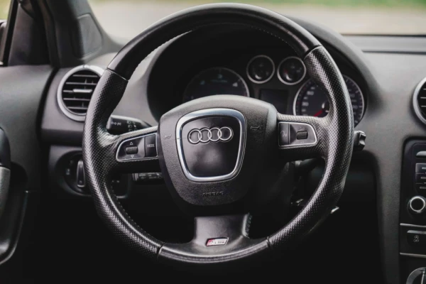 Audi A3 Sportback 1.6 TDI S-line 10