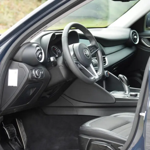 Alfa Romeo Giulia 2.2 D AT8 19